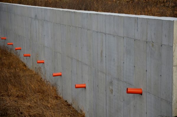 Retaining Wall Drainage in Fishers